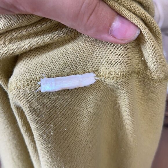 Free People L/S Mustard Top Collared V-Neck Cuffs - Picture 16 of 16